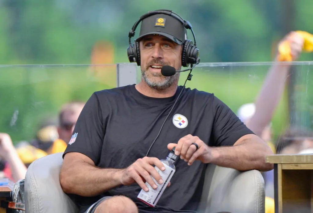 Behind the Lens: Rodgers’ rant stirs Steelers training camp