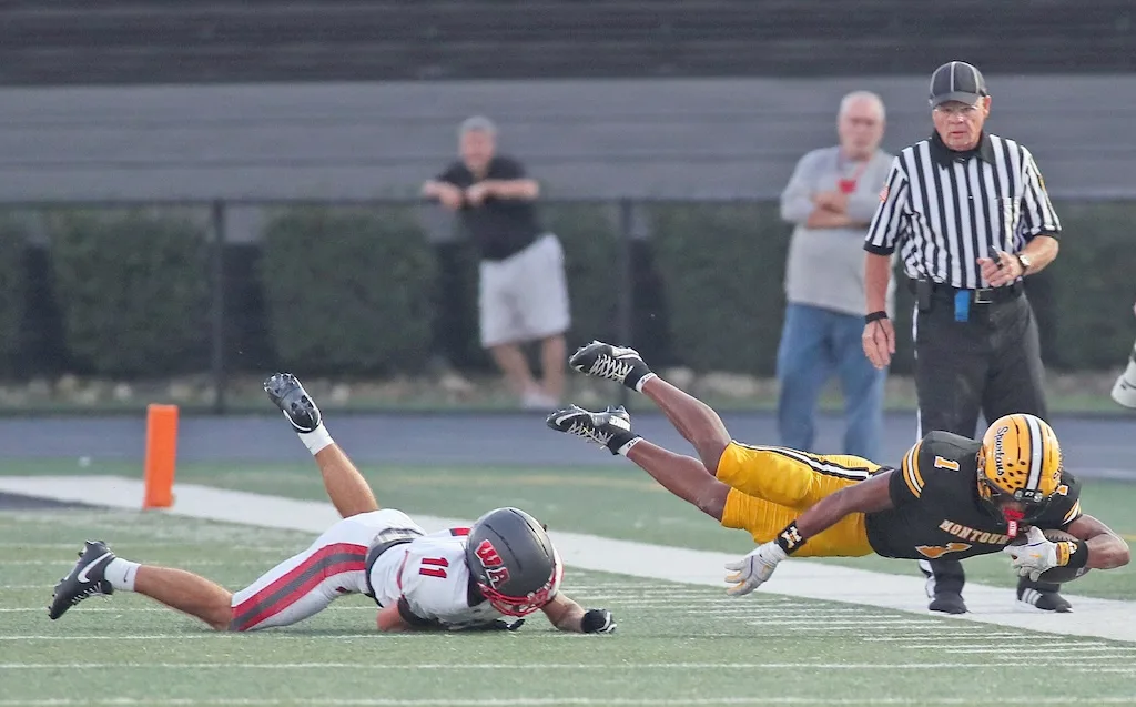 Friday Night Lights: Montour edges WA; Bishop Canevin rolls past Carlynton